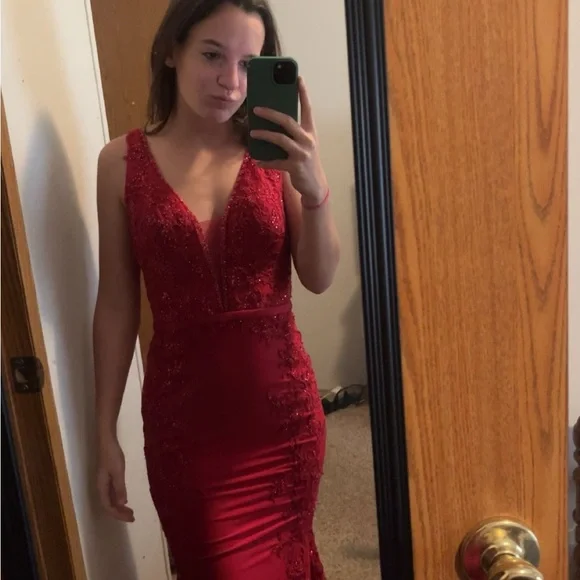 Prom/Formal Dress - Picture 3 of 3